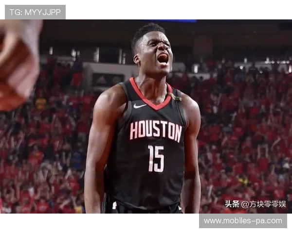 火箭带伤坚守全场拼搏精神感动球迷赢得尊敬