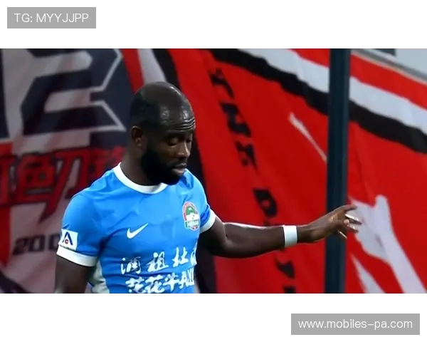 点球大战中加盟新队球星首秀惊艳全场凭炸裂表现瞬间征服球迷